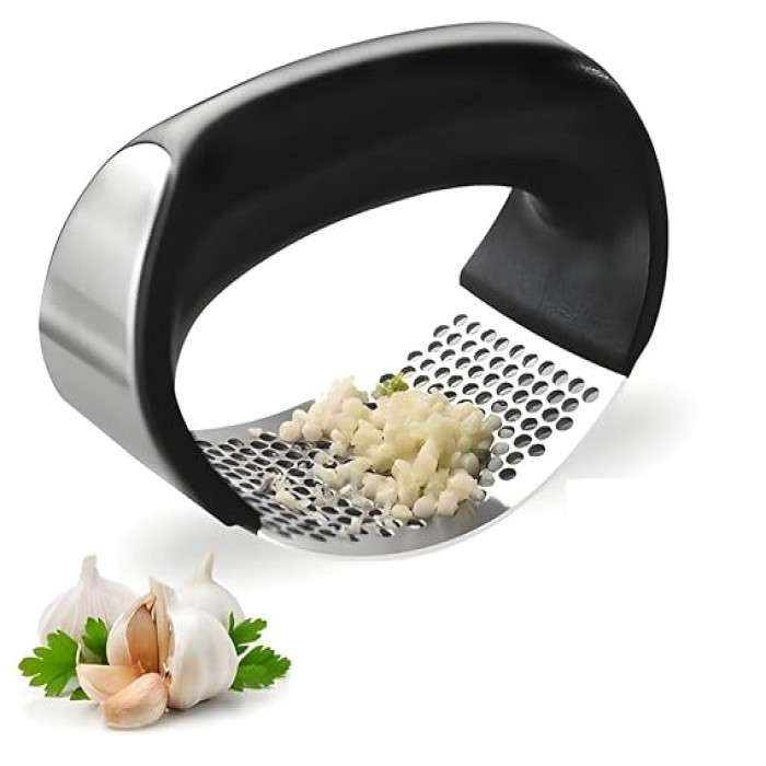 Arc Shaped Garlic Press Crusher With Comfortable Grip